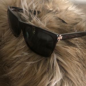 Classic Tory Burch Sunglasses